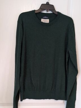 St. John's Bay Super Soft Cotton Blend Crewneck Sweater. Dark Green.  Large